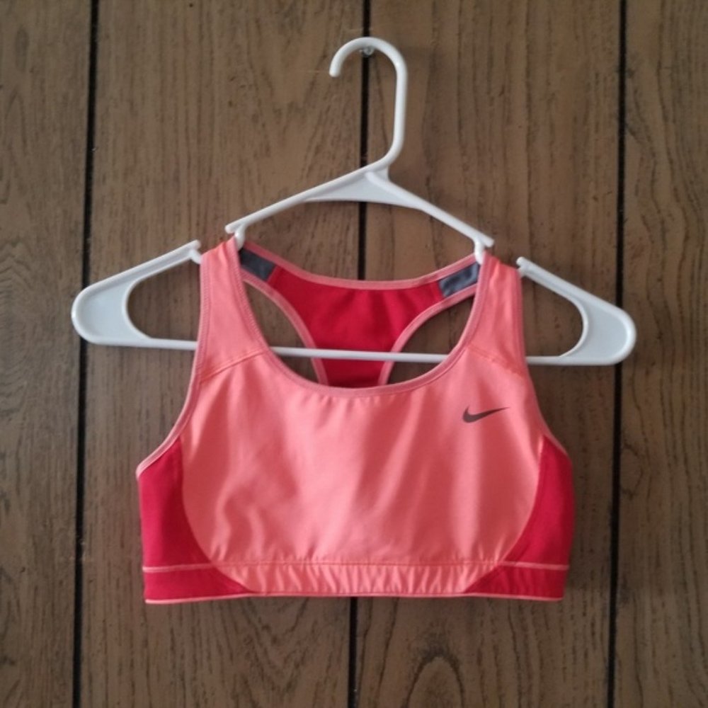 Nike sports bra